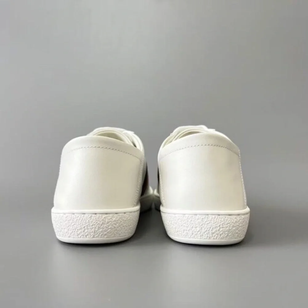 Gucci Ace Bee Embroidered White Leather Sneakers - Picture 4 of 9